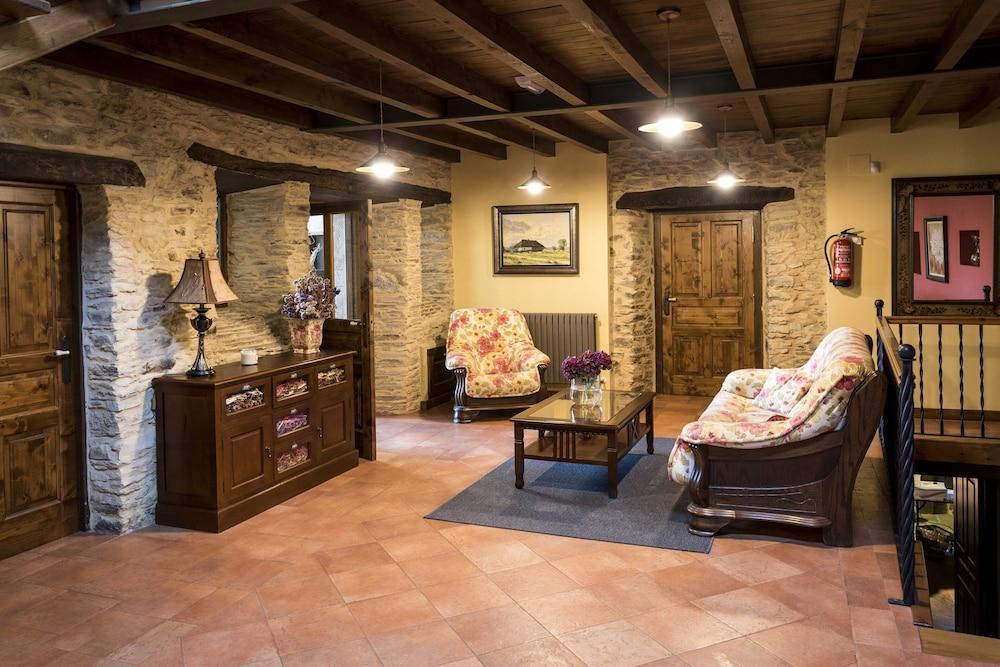 Hotel Rural Casona Trabadelo Vegadeo Kültér fotó