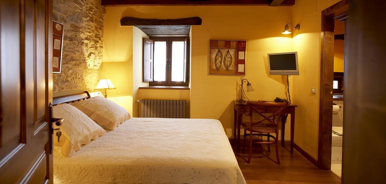 Hotel Rural Casona Trabadelo Vegadeo Kültér fotó