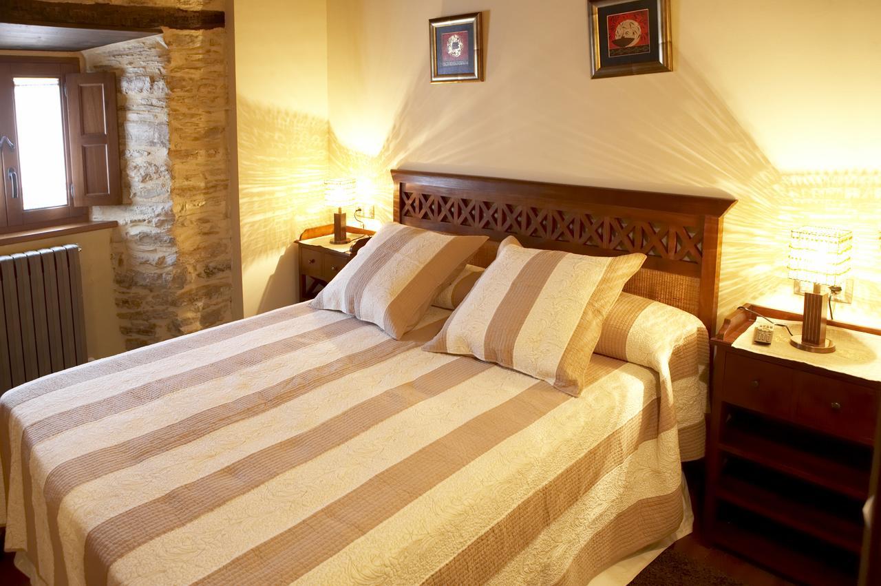 Hotel Rural Casona Trabadelo Vegadeo Kültér fotó