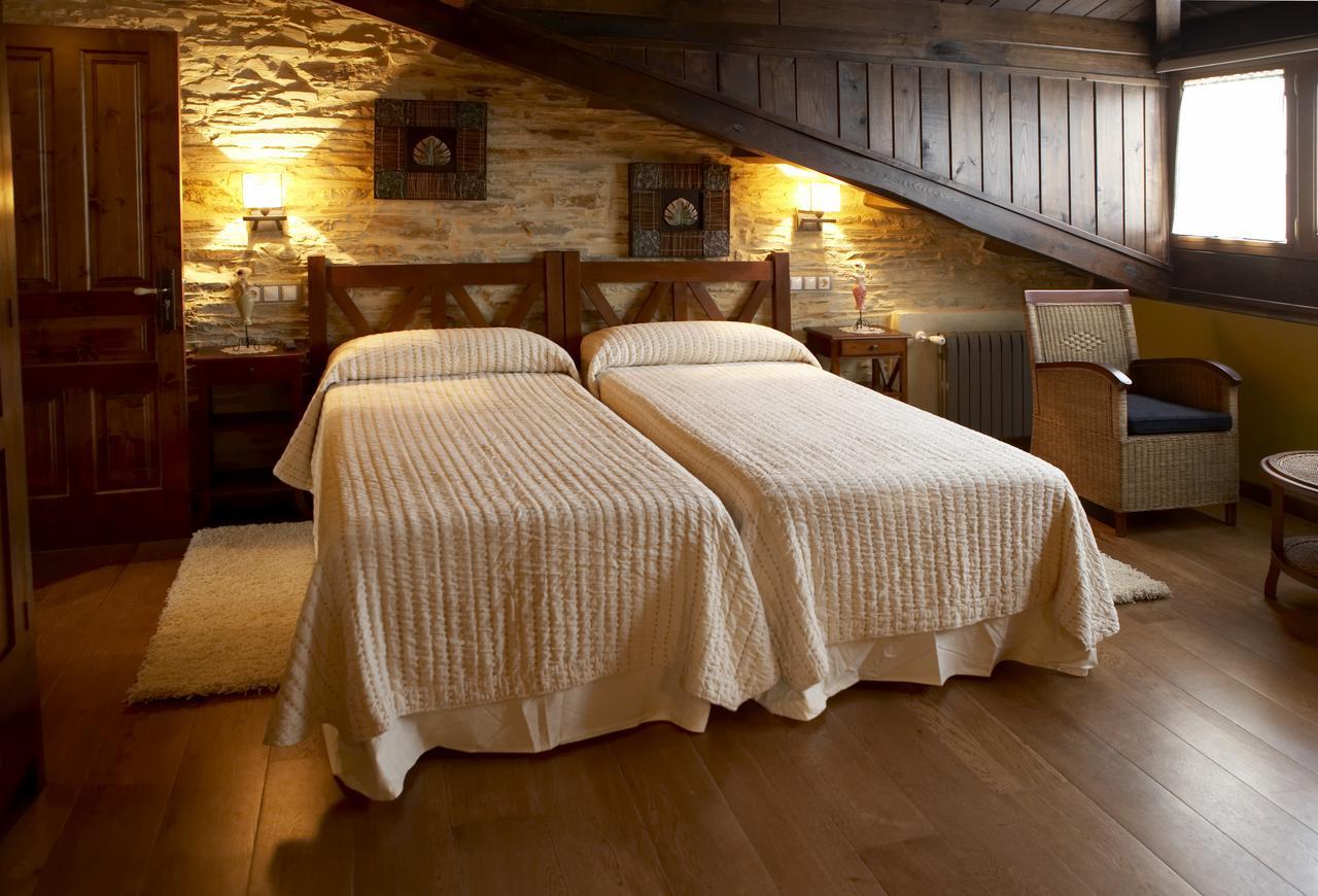 Hotel Rural Casona Trabadelo Vegadeo Kültér fotó