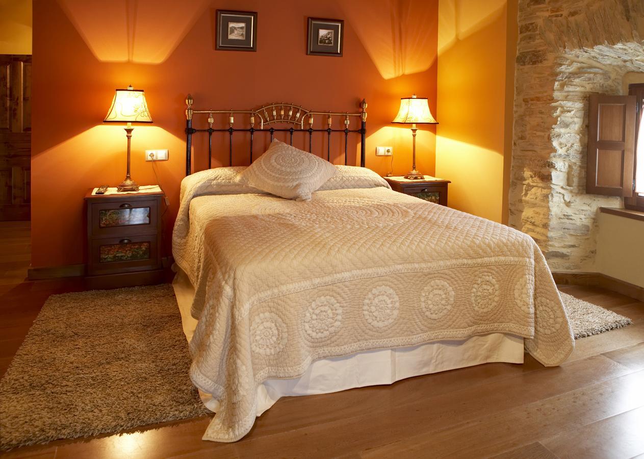 Hotel Rural Casona Trabadelo Vegadeo Kültér fotó
